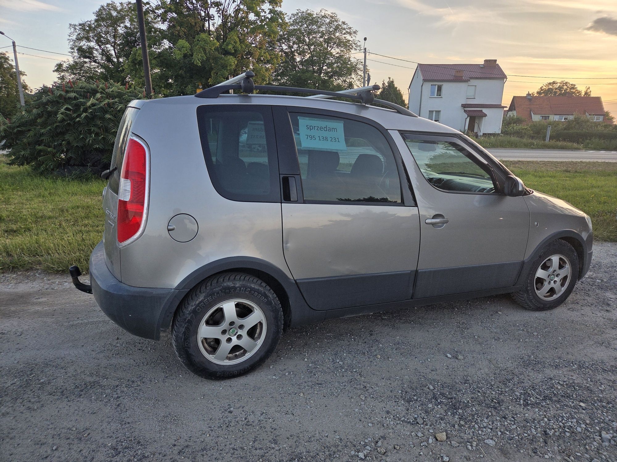 Skoda Roomster Scout 1.4 MPI+ Lpg