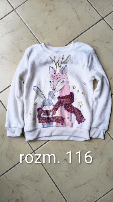 Pluszowa bluzka z reniferem i króliczkiem zimą rozm. 116