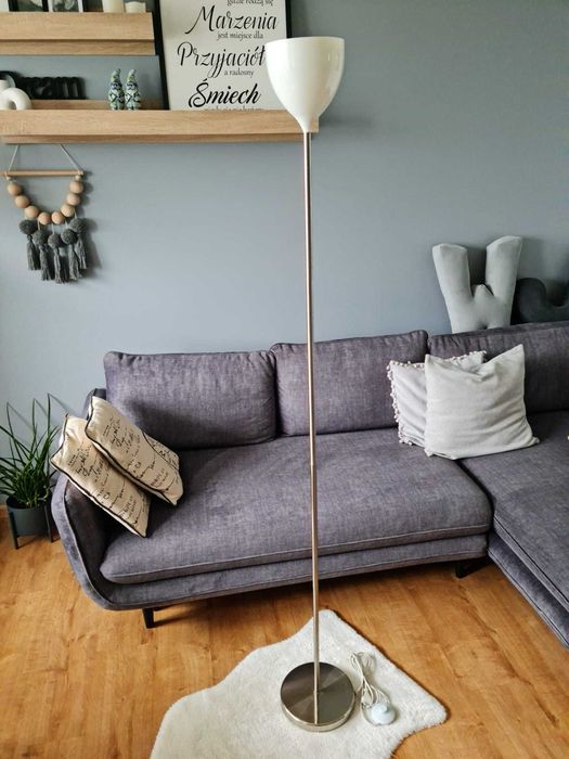 Lampa stojąca podłogowa do pokoju sypialni metalowa Deckenfluter