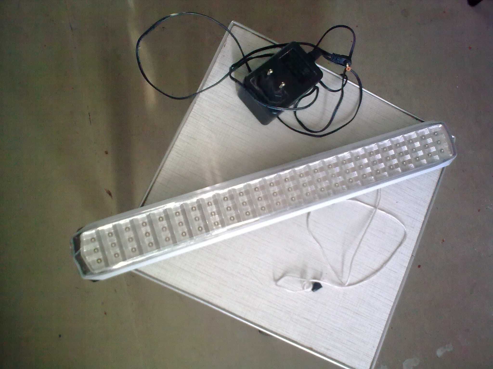 Автономная LED лампа светильник, 72 диода