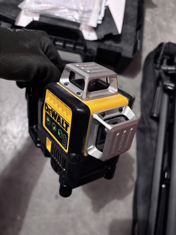 Zestaw laserowy DEWALT DCE089D1G-QW 12V XR GREEN + statyw + akcesoria