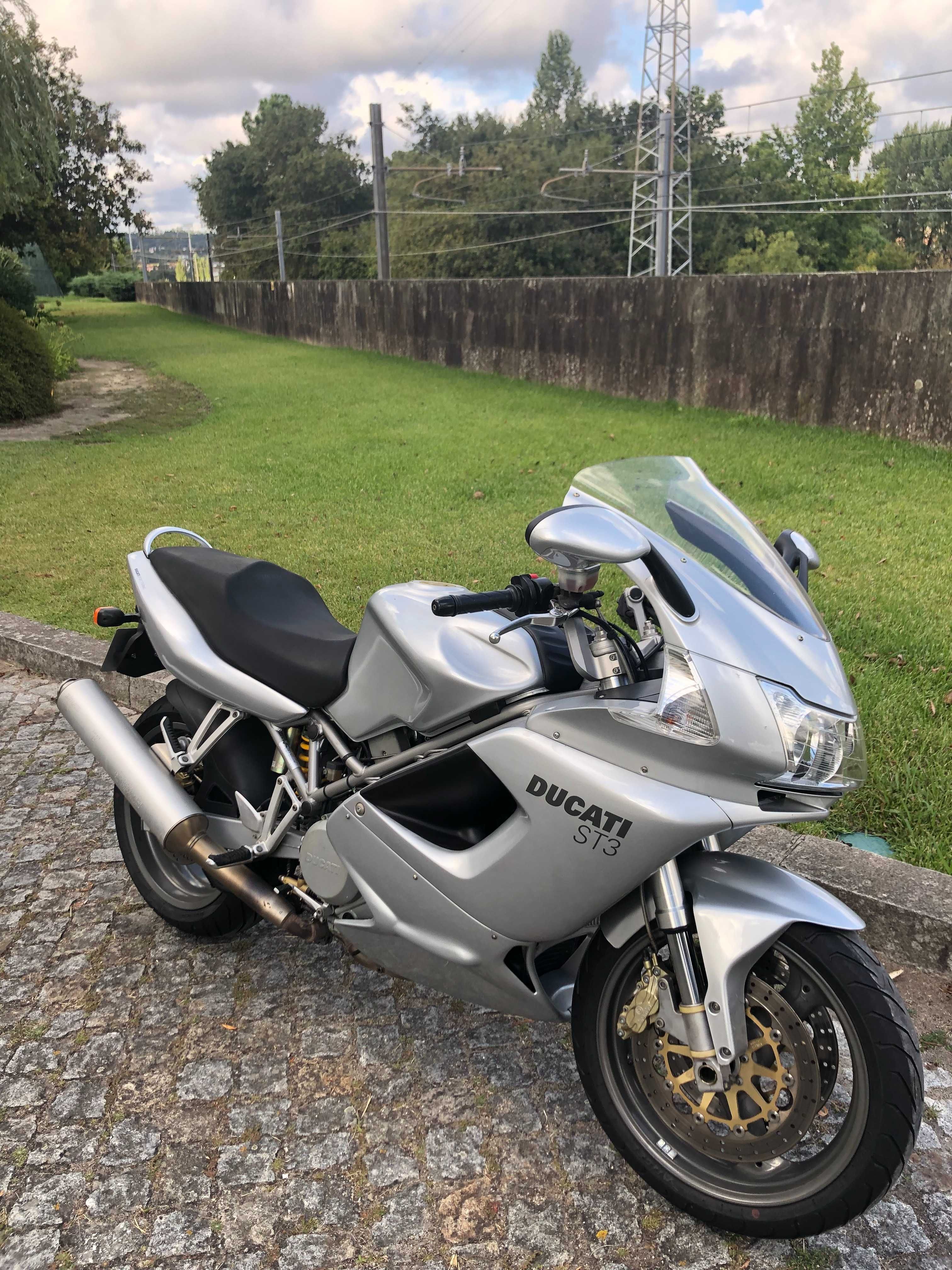 Ducati ST3  2005