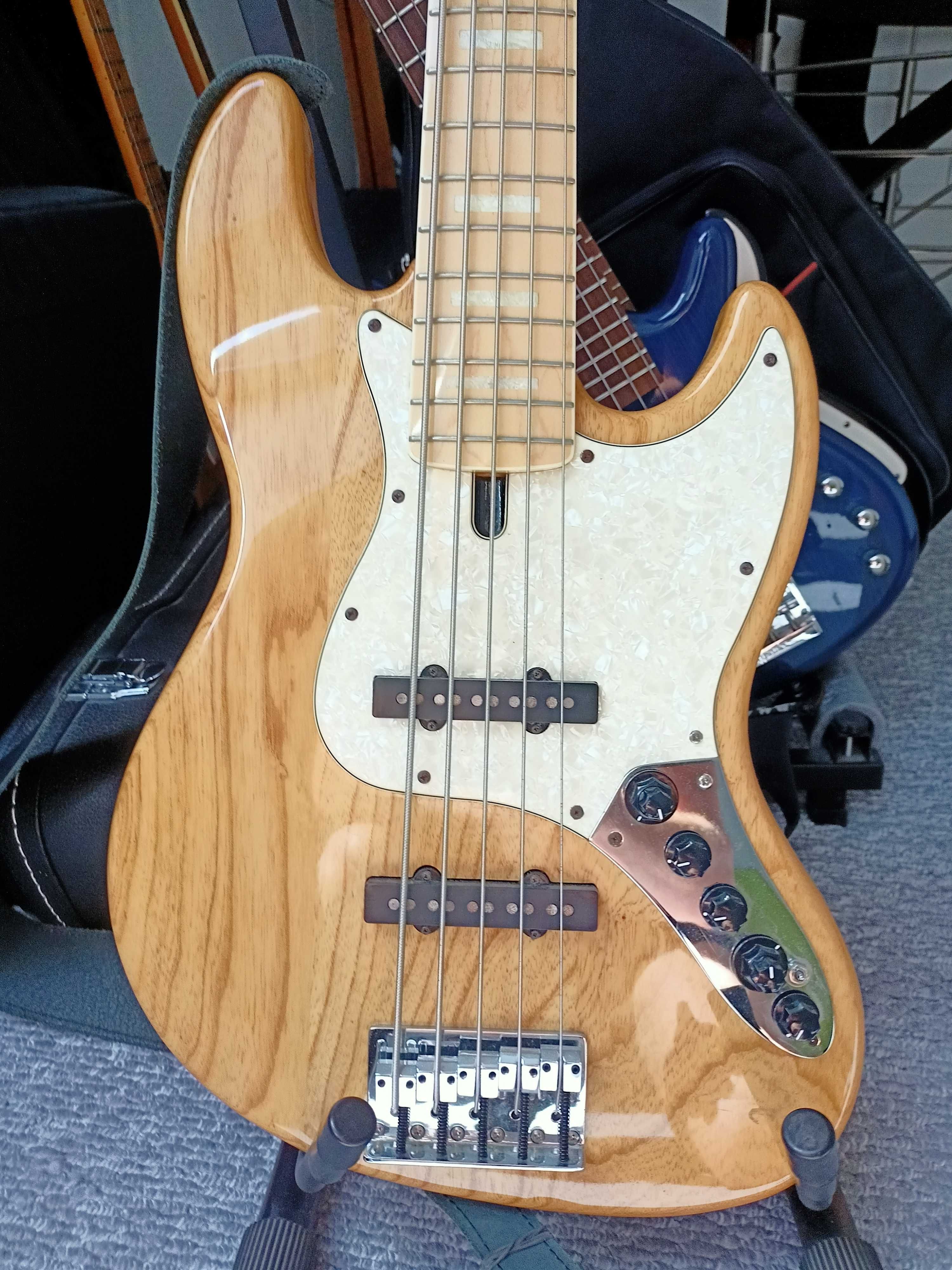 Gitara basowa SIRE Marcus Miller V7
