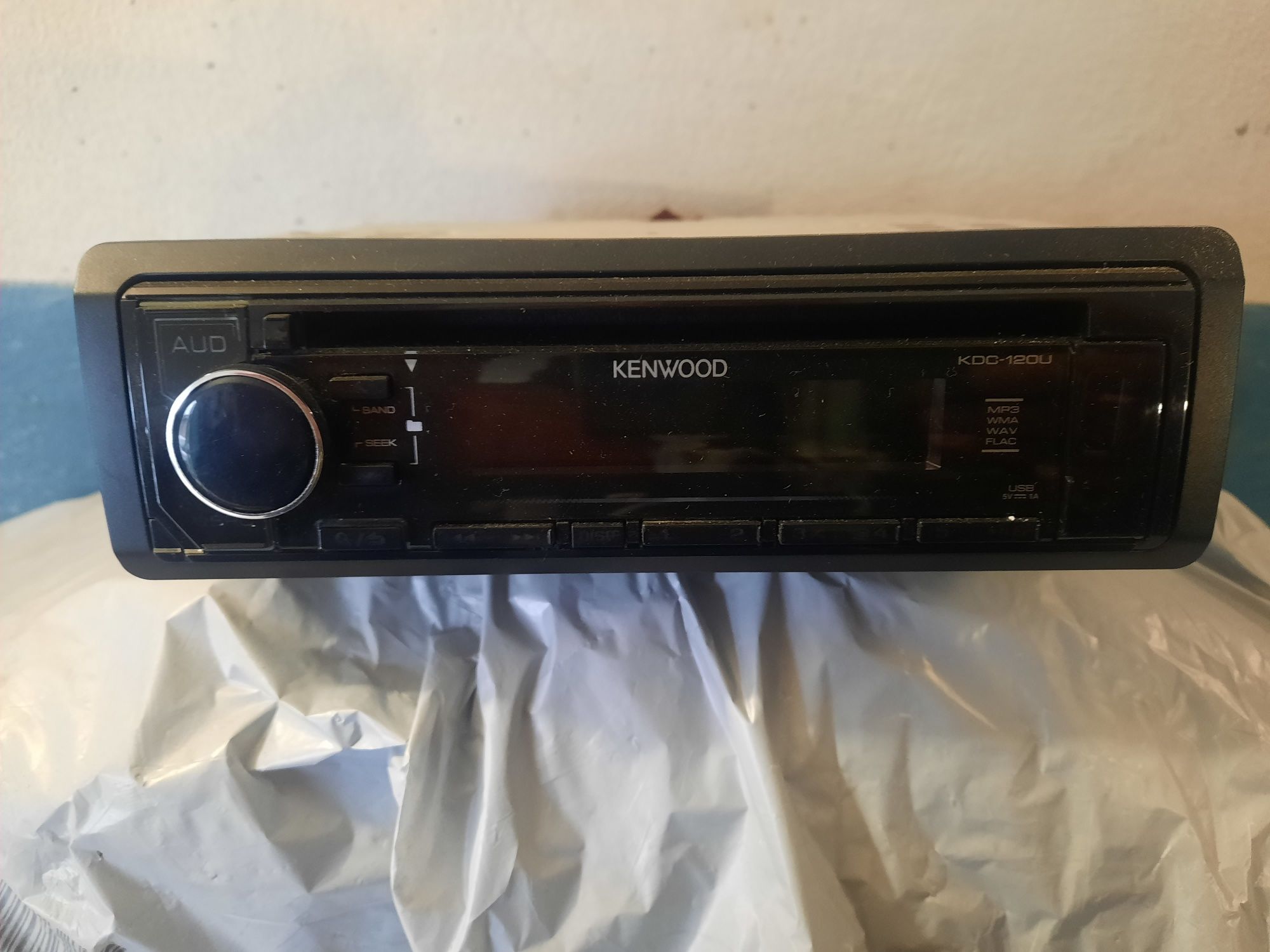 Магнитола Kenwood kdc 120u