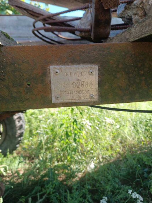 Продам тракторний причіп 2ПТС-3. ПБ-5,5 в гарному стані!