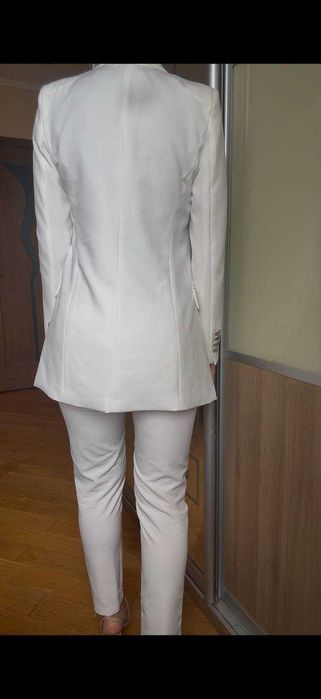 костюм білий на будь яку подію