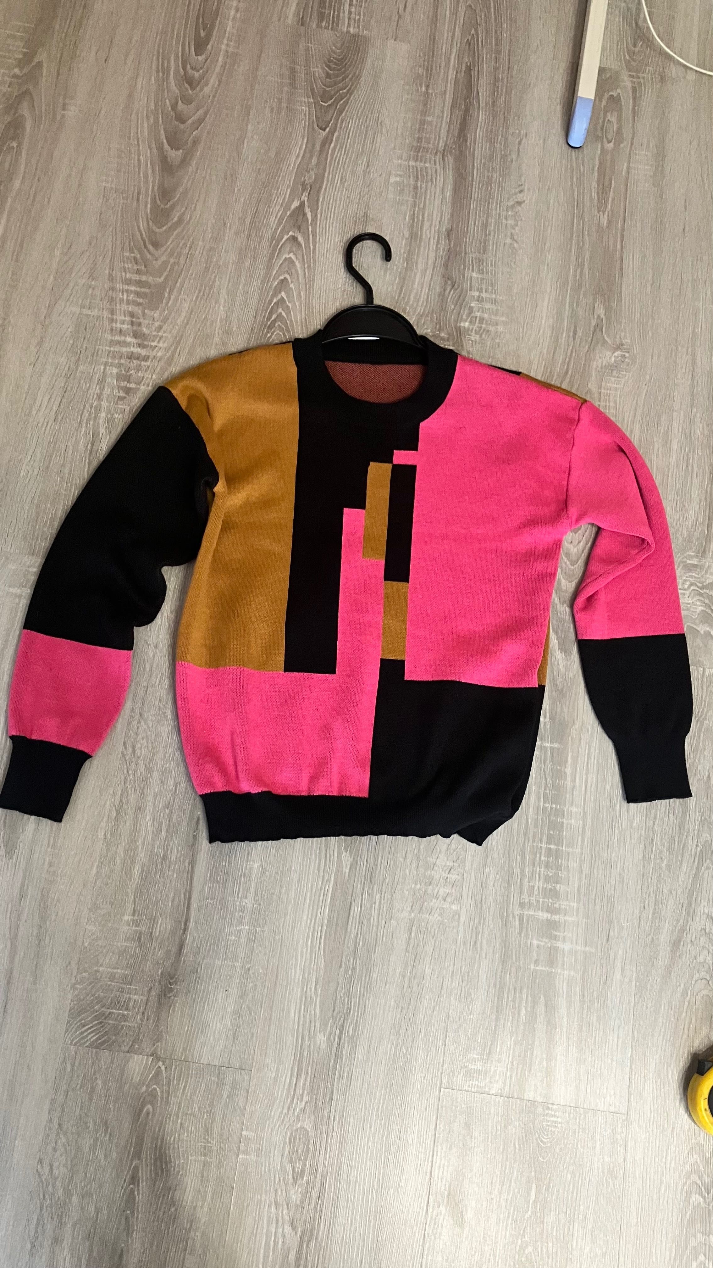 Sweter kolorowy  rozm. 38