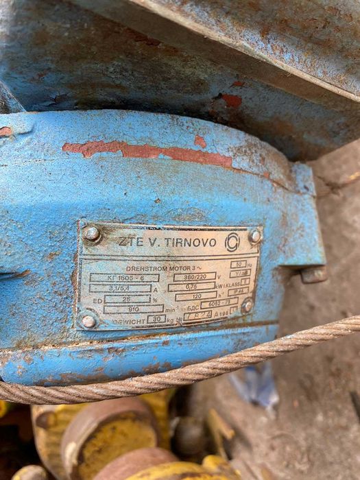 Продам Тельфер Болгарский грузоподъемность 0.5 т. высота подъема 12 м.