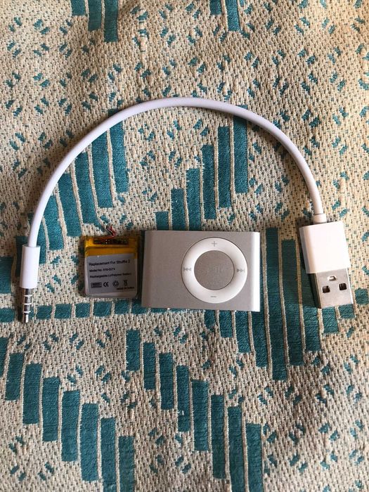 iPod Shuffle 2-nd Gen по ціні нового акумулятора. Добрий стан Комплект