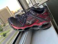Кросівки Mizuno wave prophecy 38,5