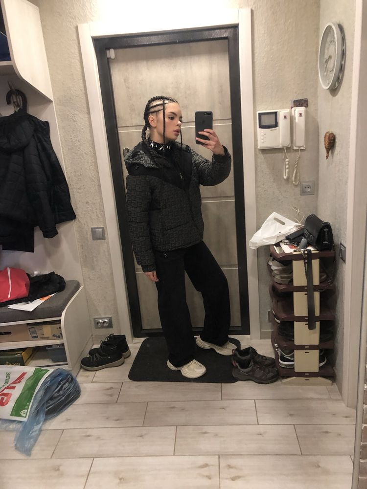 Куртка guess размер м