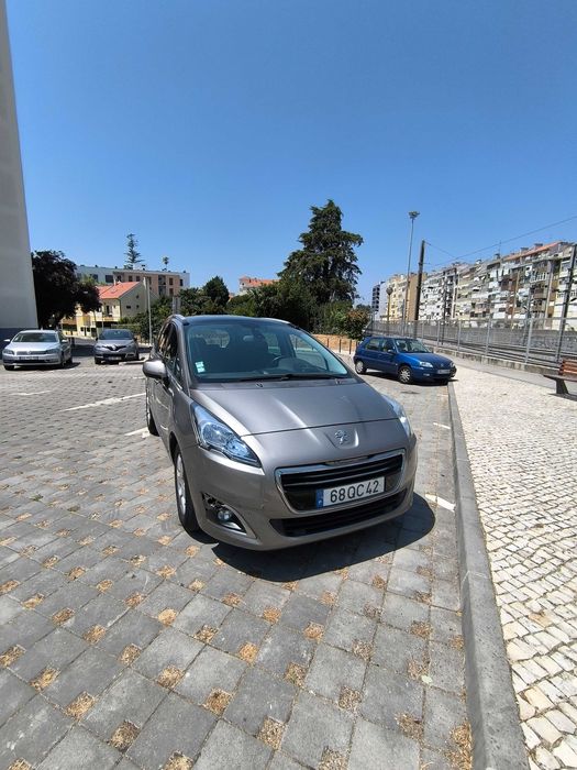 Peugeot 5008 2.0 HDi Diesel Automático 2015