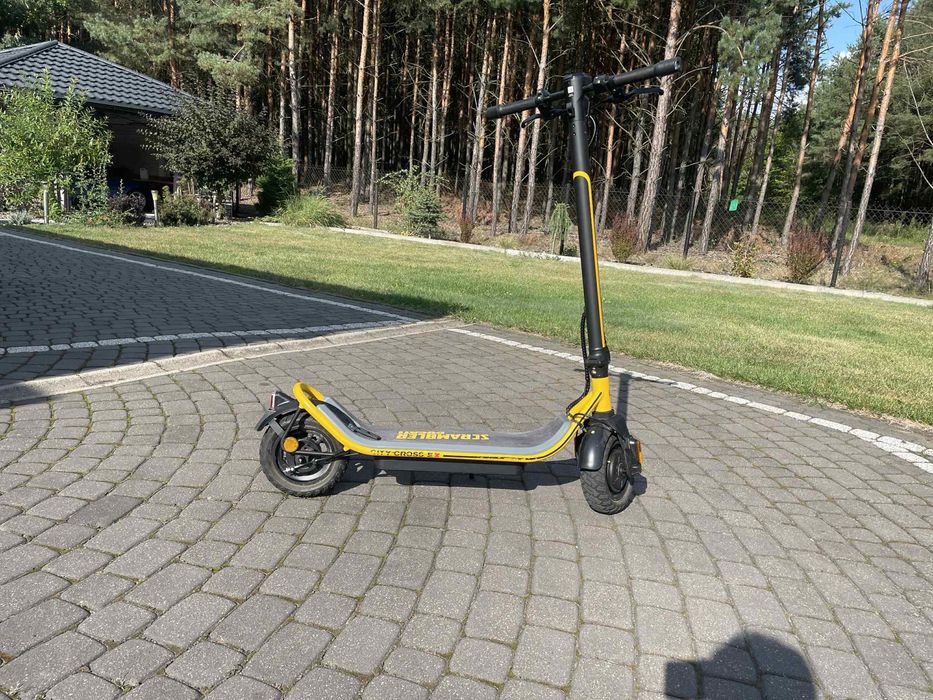 Hulajnoga elektryczna ducati