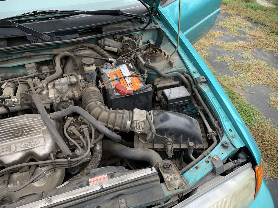 Форд Ескорт LX 1.9 бензин