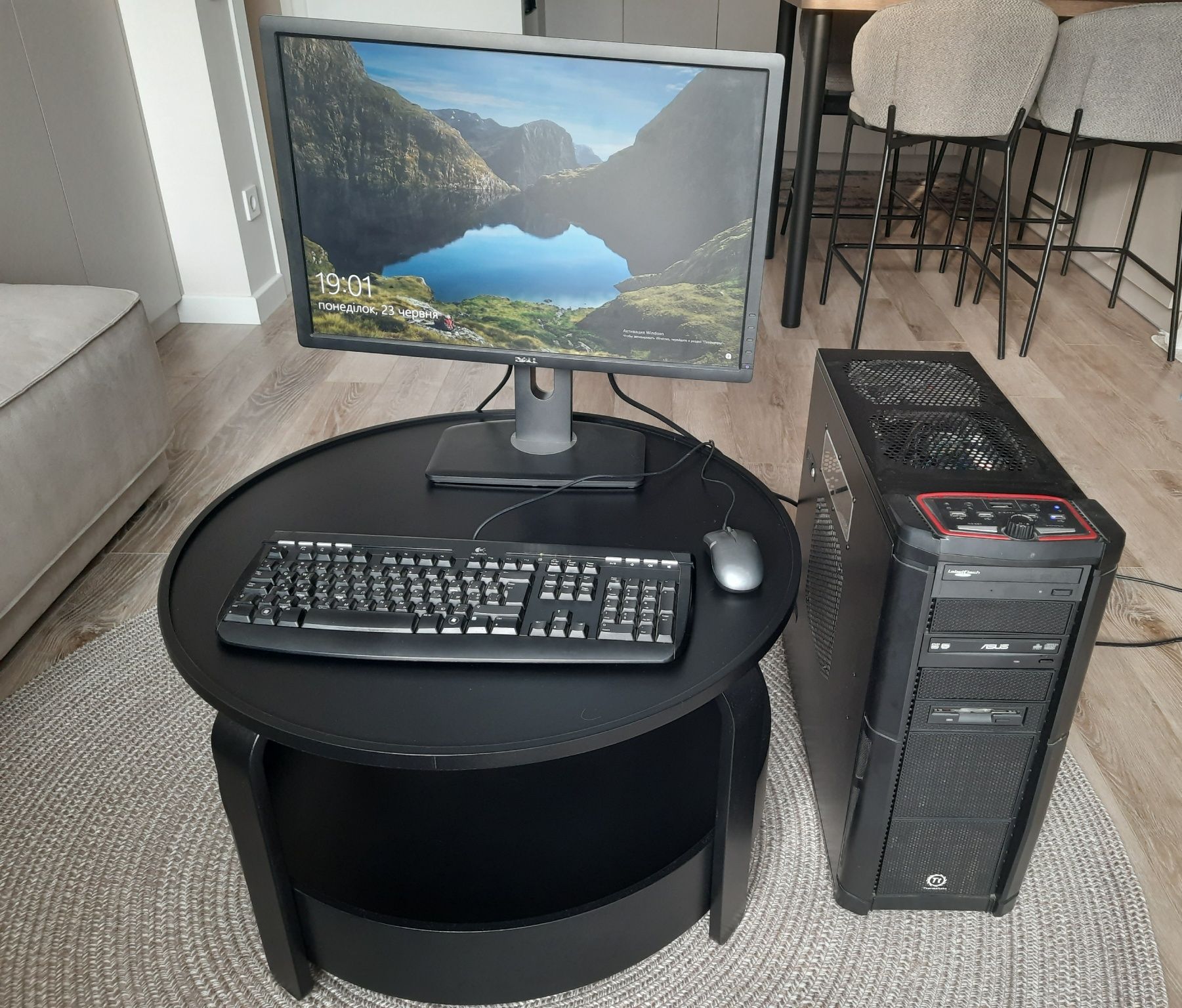 Системный блок с монитором DELL 24"
