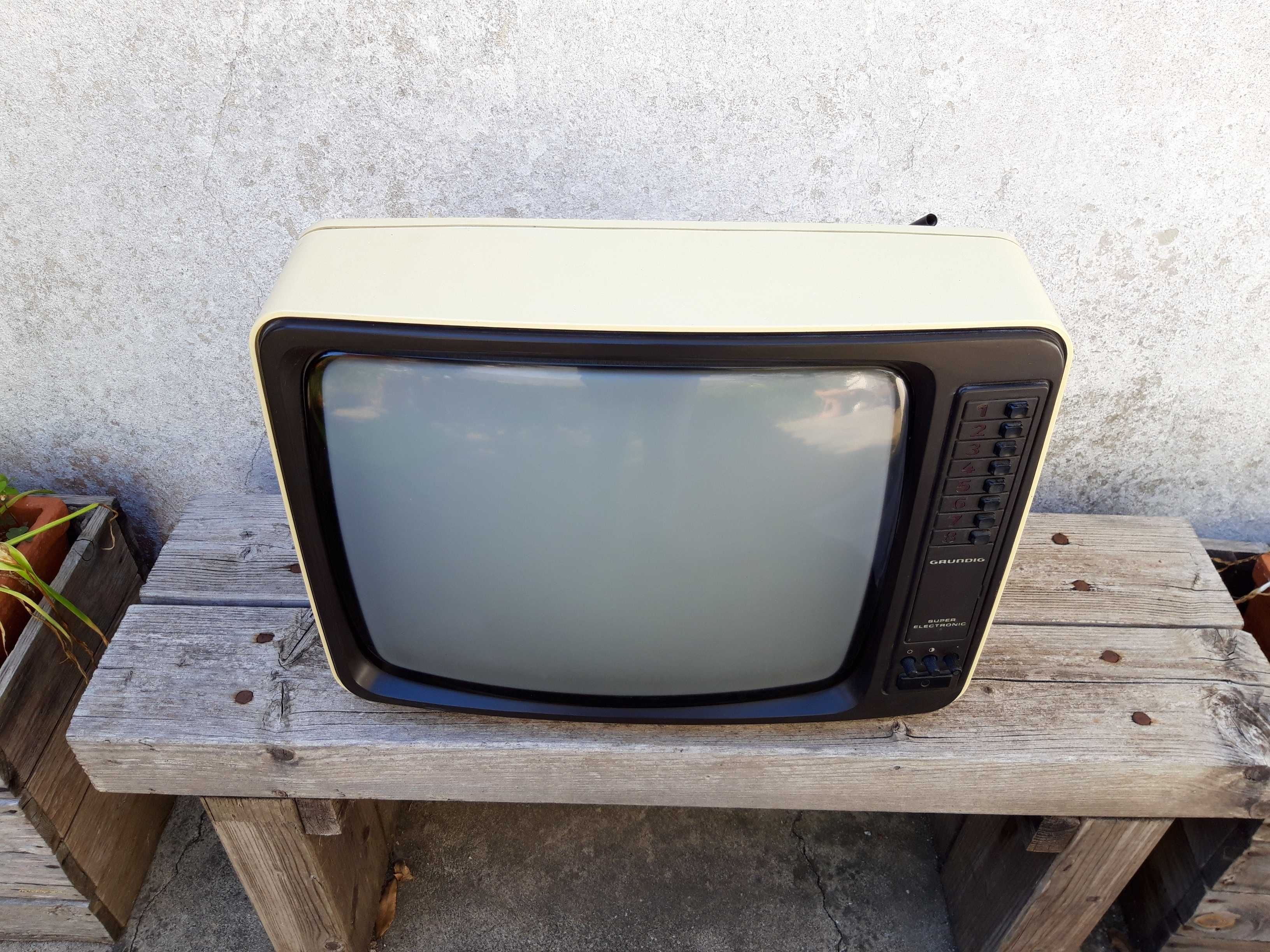 Televisão Vintage Cinema Decoração
