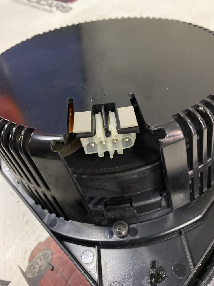 Subwoofer harman kardon głośnik basowy bmw e46 cabrio
