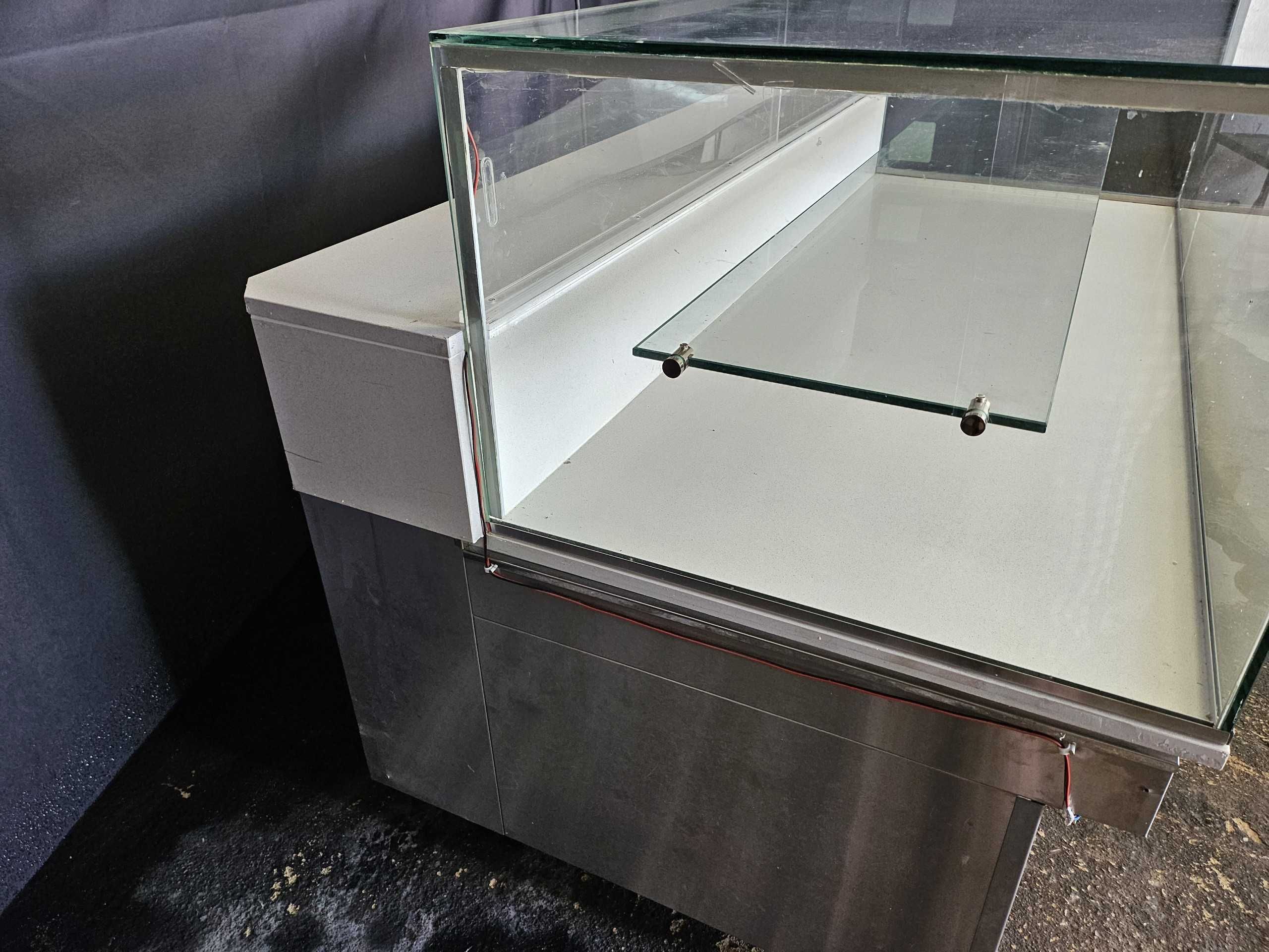 Vitrine neutra para pão e bolos