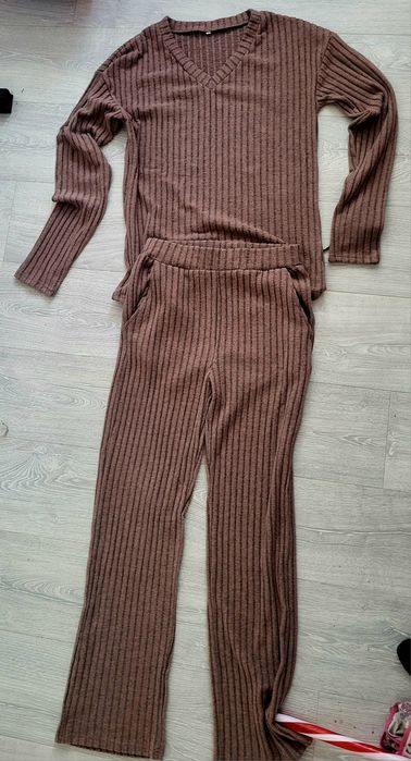 Dresik z alpaki miły rozmiar m