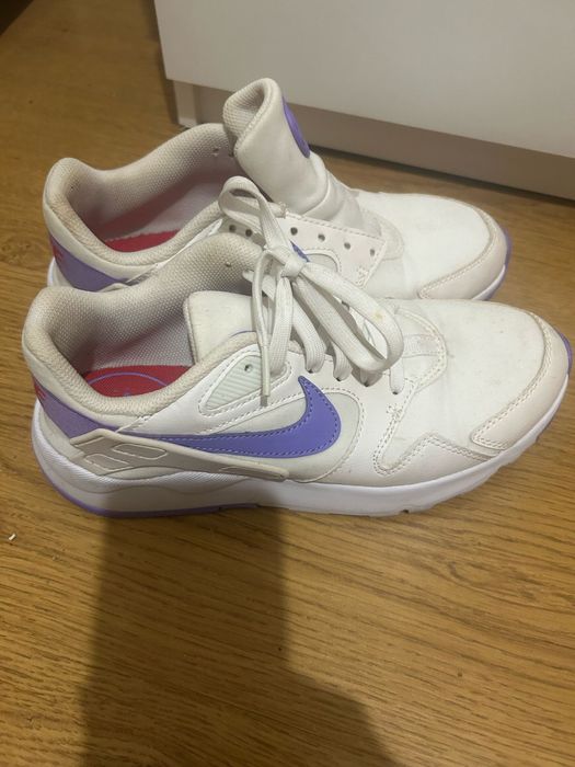 Sapatilhas nike 40