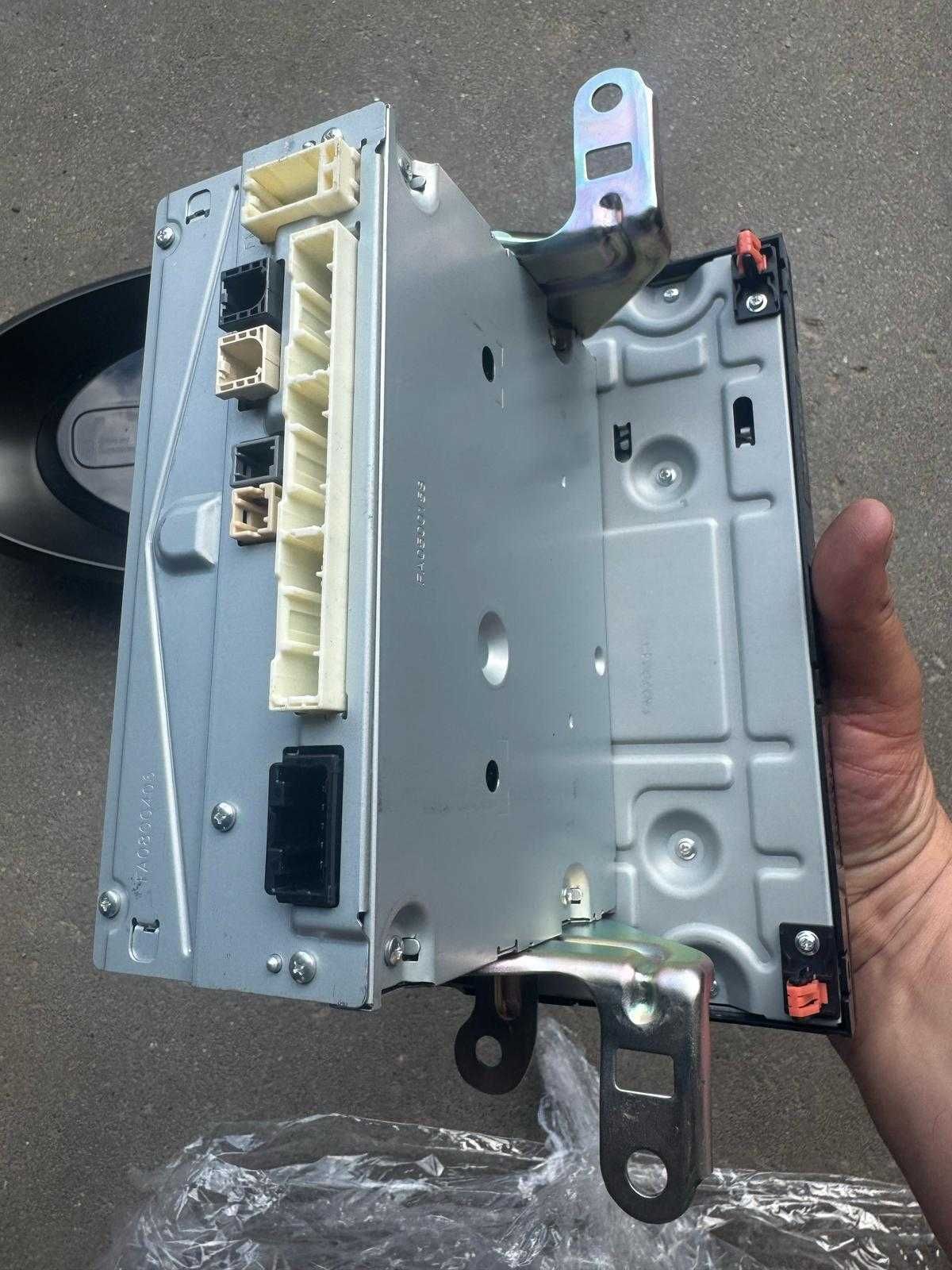 Radio - nawigacja Toyota Aygo X 2023 rok z ramką