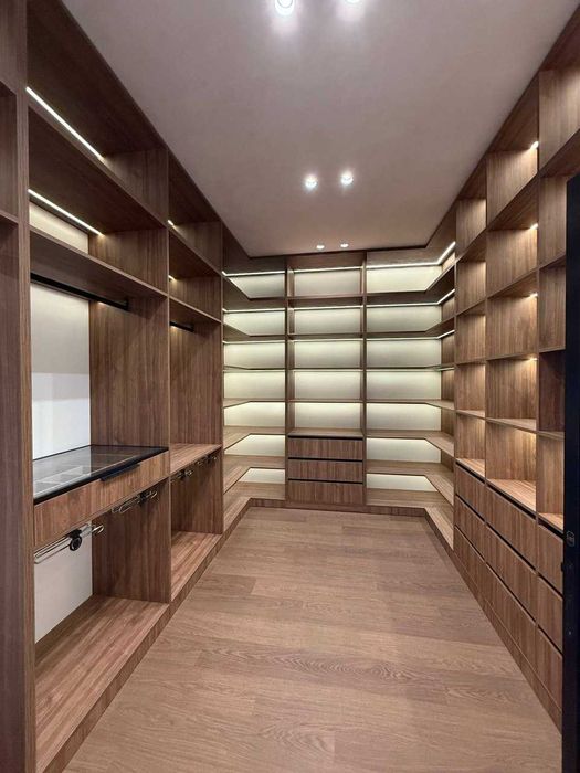 Елегантний вишуканий та комфортний БУДИНОК З РЕМОНТОМ та меблями