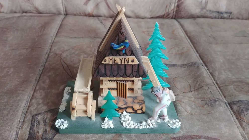 Młyn drewniany ozdoba rękodzieło z drewna dekoracja z gór