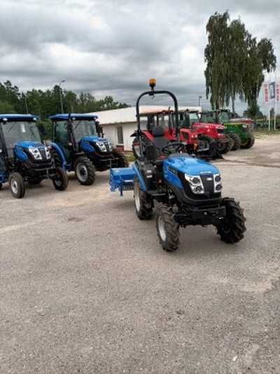 Ciągnik komunalny ogrodowy do odśnieżania Solis 26 4x4