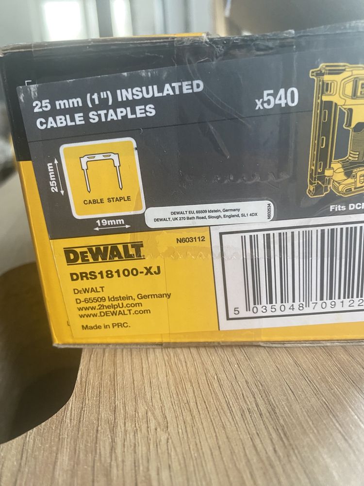 Скоби кріплення  DeWALT DRS18100