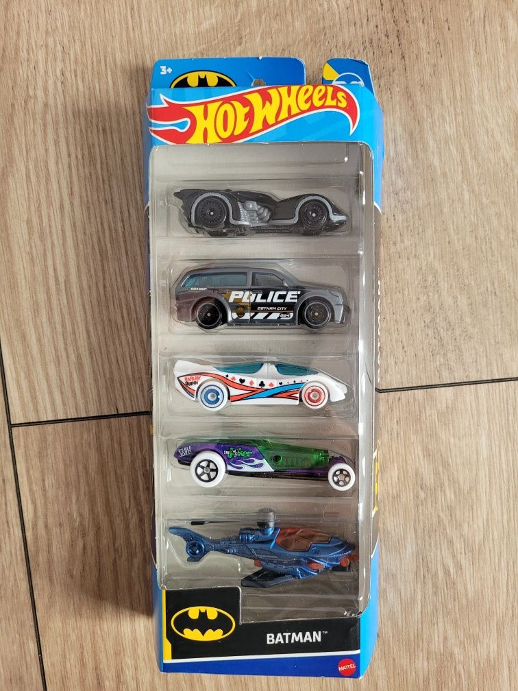 Batman HotWheels resoraki 5pak HTV44