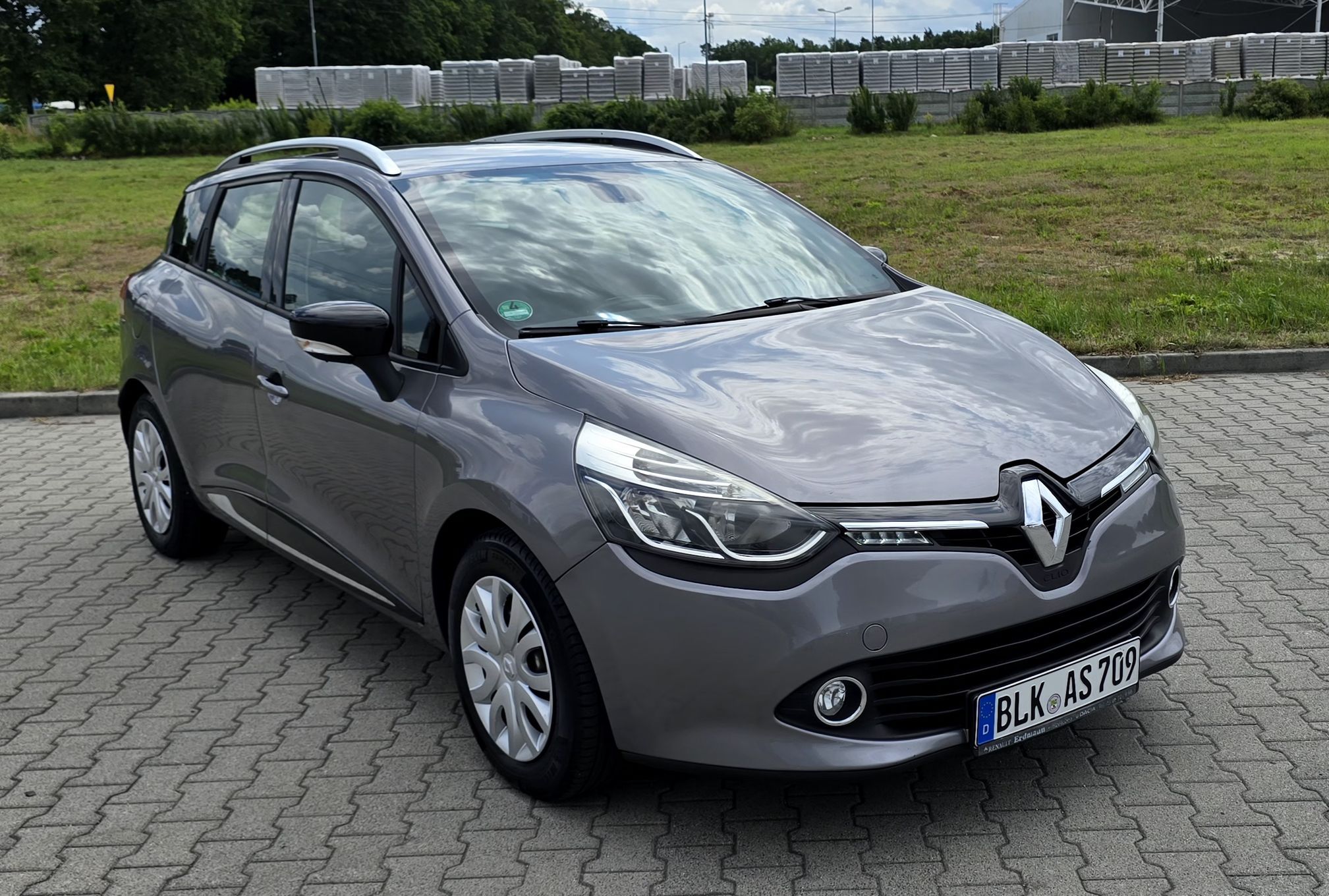 Renault Clio IV Bezwypadkowe Bogata Wersja Wyposażenia Atrakcyjny Wygląd Zadbane
