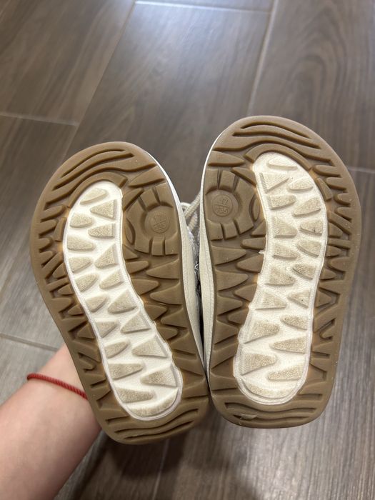 Дитячі осінні черевички на дівчинку