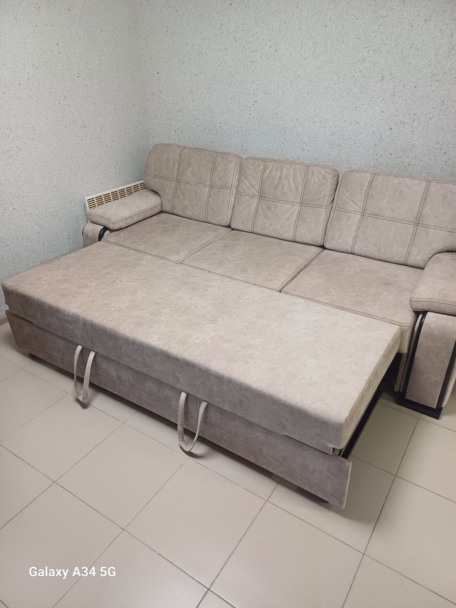 Продам розкладний  диван