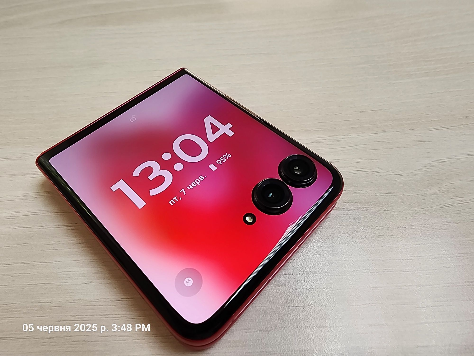Motorola Razr plus 2024 5g 12/256