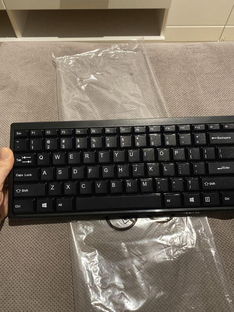 Lenovo 100 wireless combo klawiatura mysz bezprzewodowa