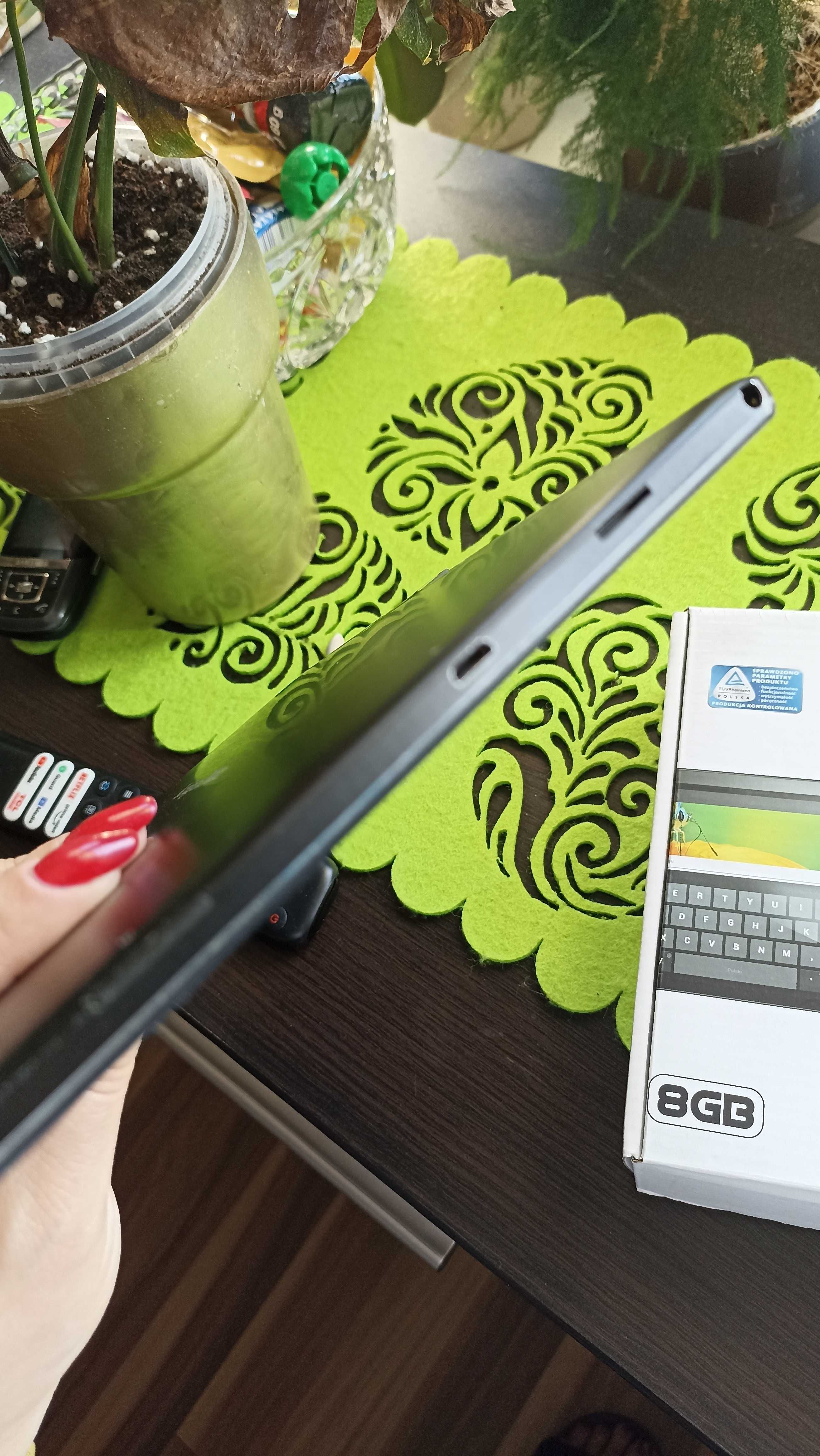 Tablet EAGLE 1067