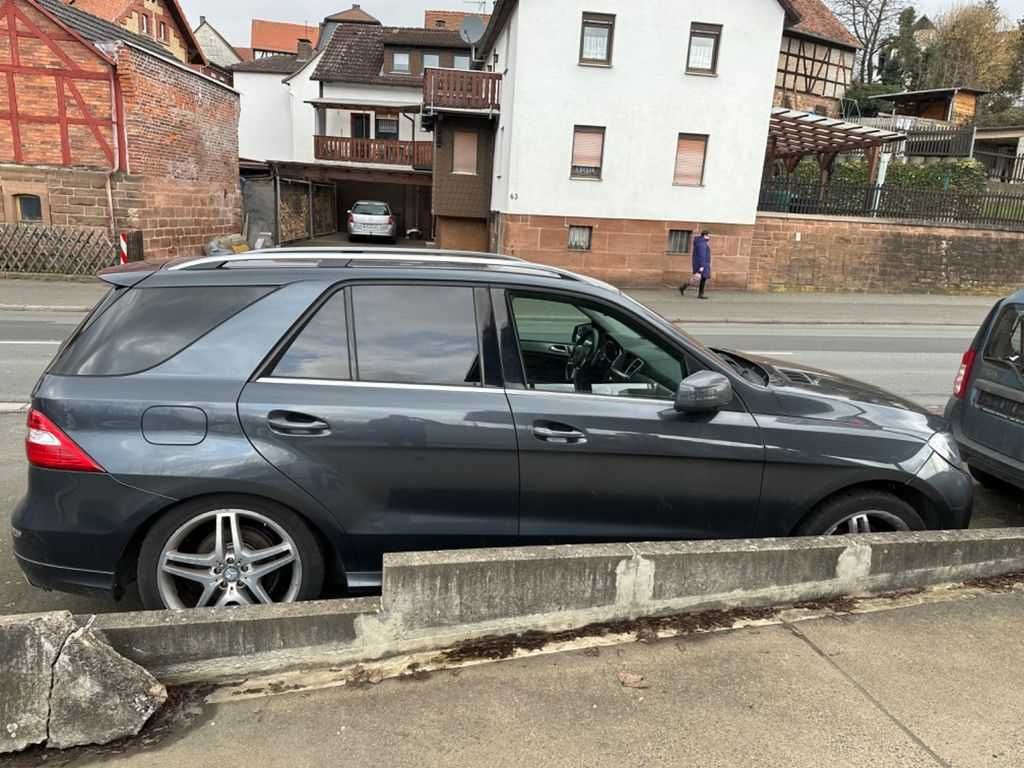 Mercedes ML W166 Бампер передний задний разборка шрот