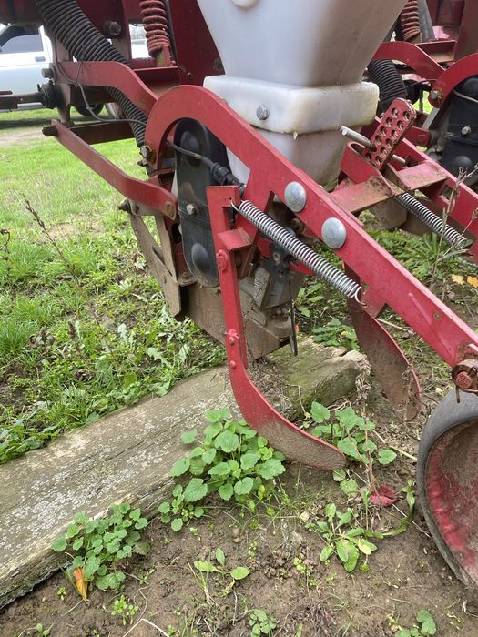 Сівалка точного висіву Супн -8