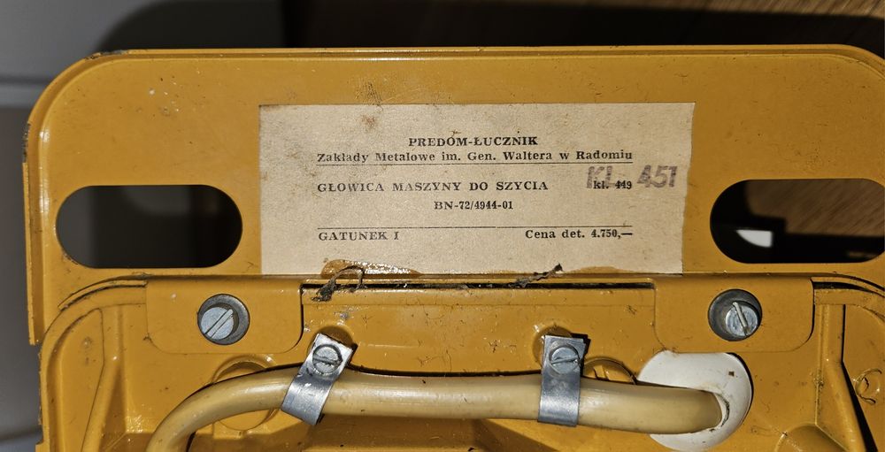 Maszyna do szycia Predom Łucznik 451