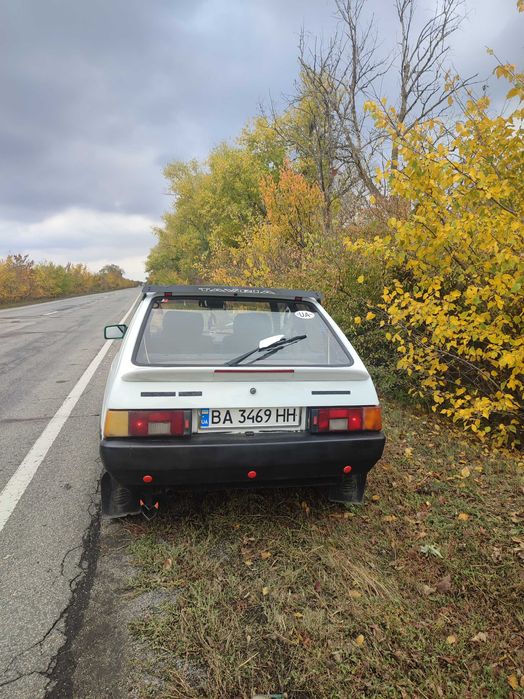 Продаю ЗАЗ Таврія 1102