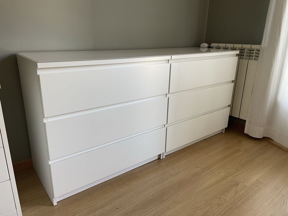 Comoda IKEA - Modelo: MALM