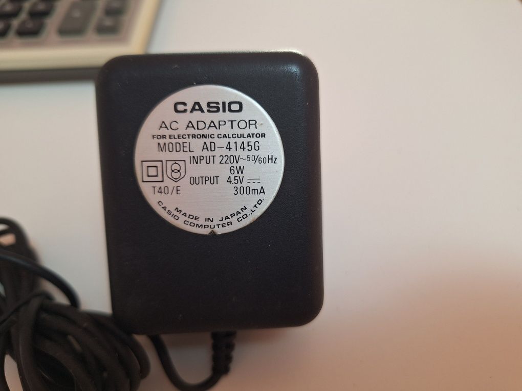Calculadora Casio Antiga com Carregador