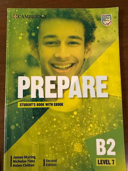 Livro de inglês Cambridge B2
