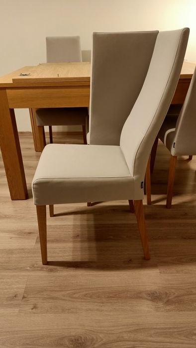 Stół rozkładany + krzesła zestaw