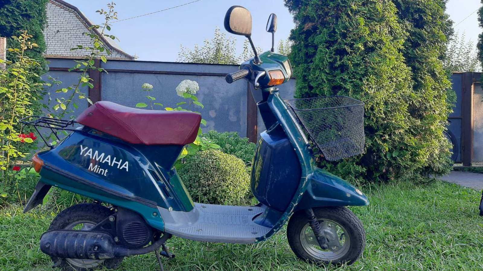 Скутер Yamaha mint