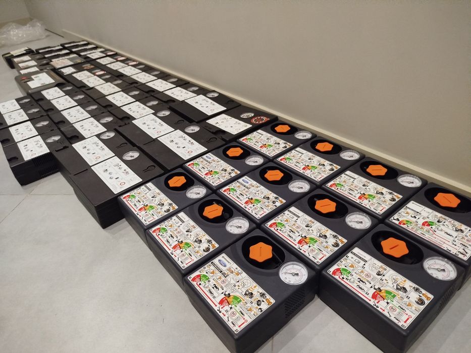 Автомобільний компресор АвтоНасоси Автокомпресори насоси