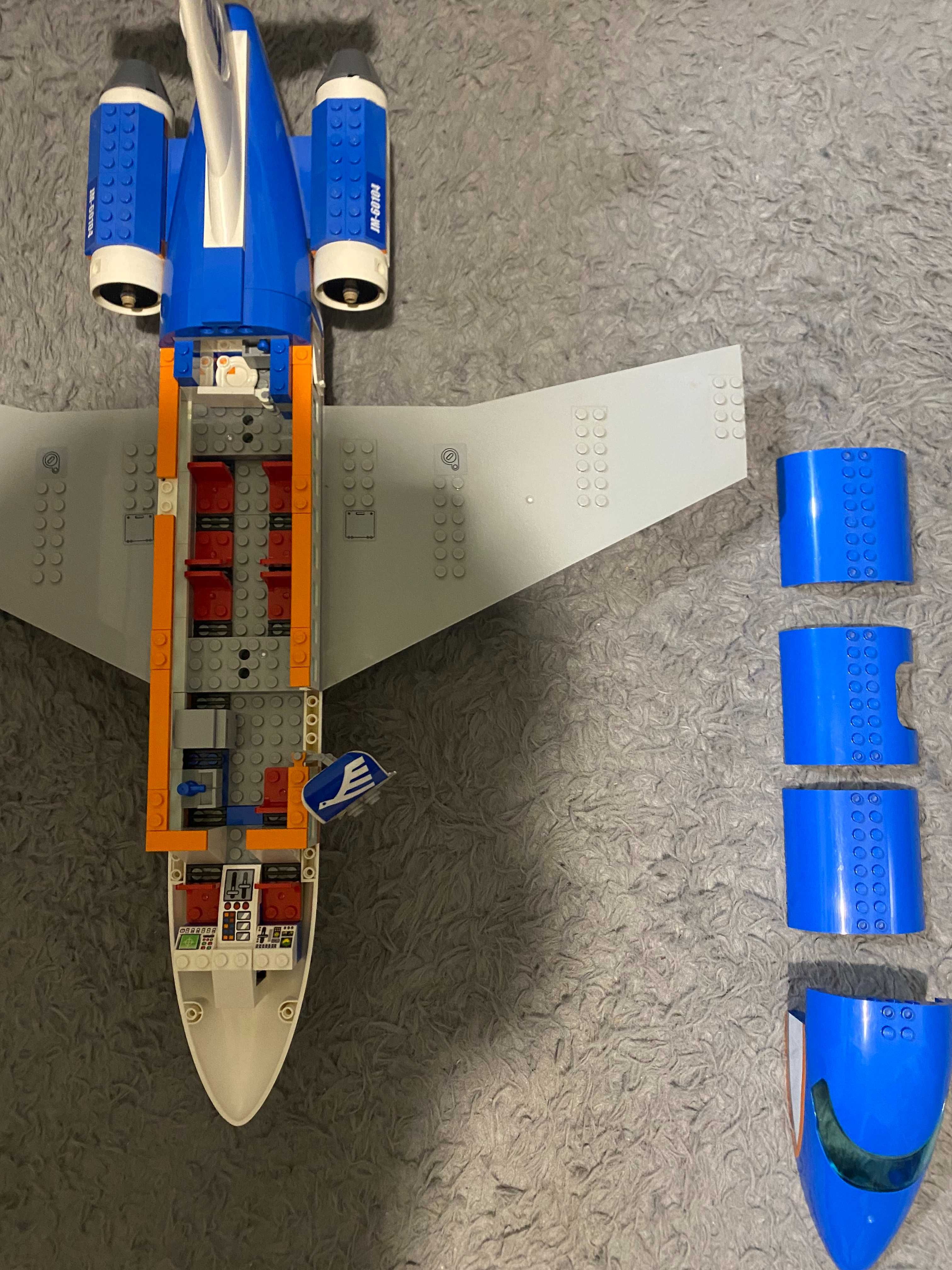 Lego lotnisko 60104 duzy samolot
