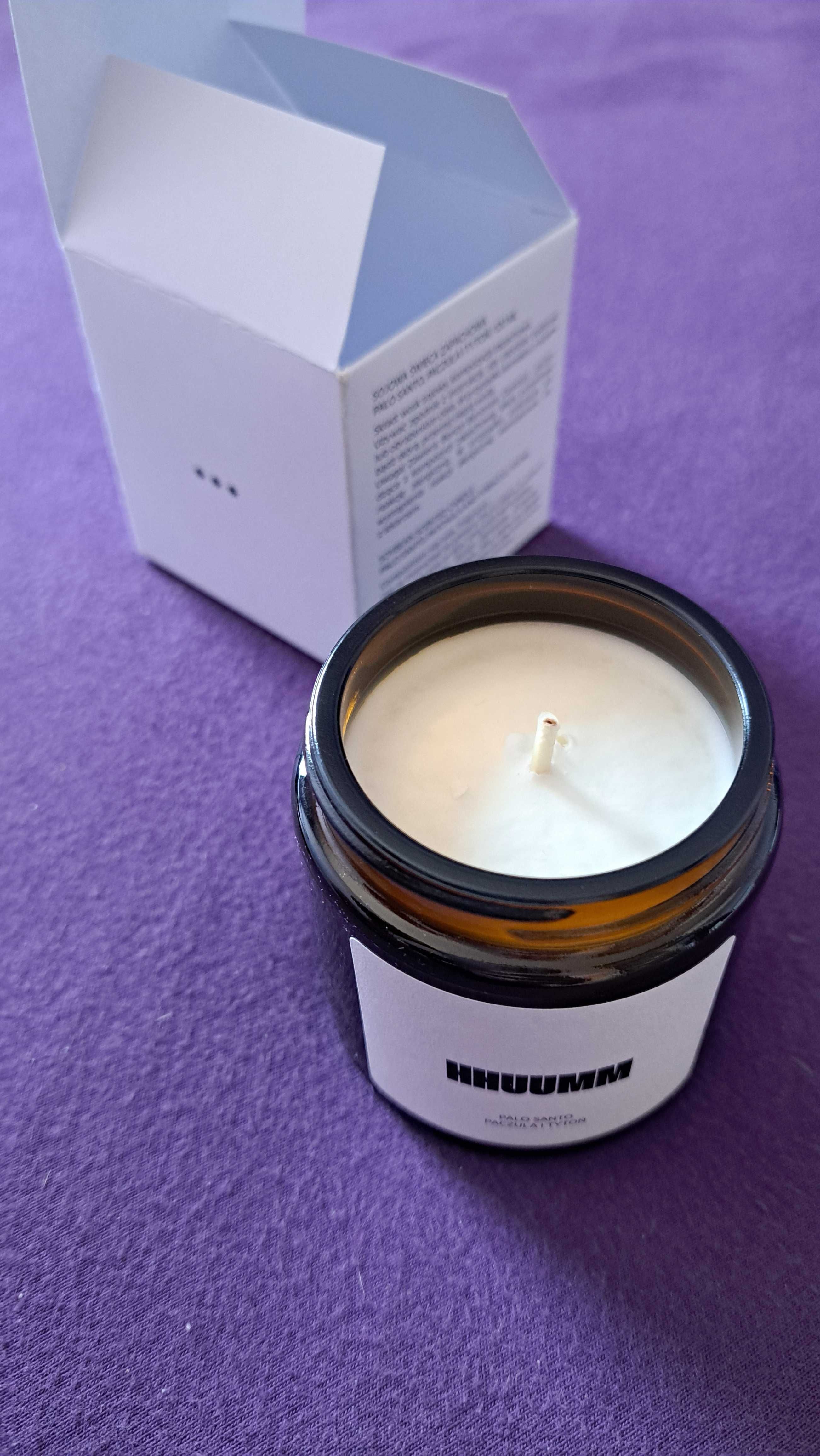 HHUUMM Świeca sojowa – palo santo, paczula i tytoń 120ml