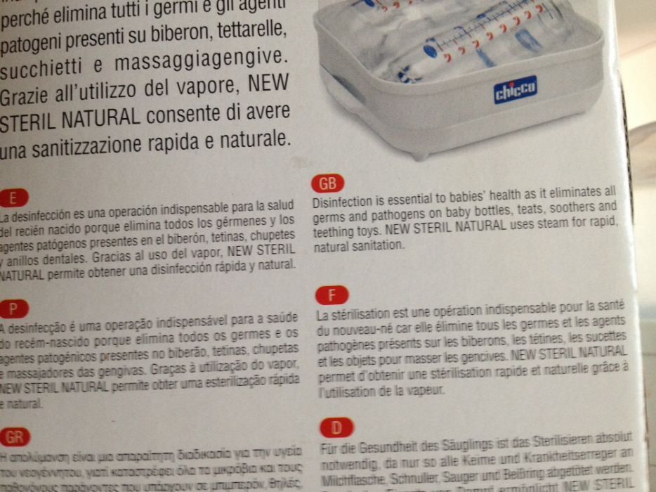 Bomba extratora da pré-natal, esterilizador chicco e reservatórios.