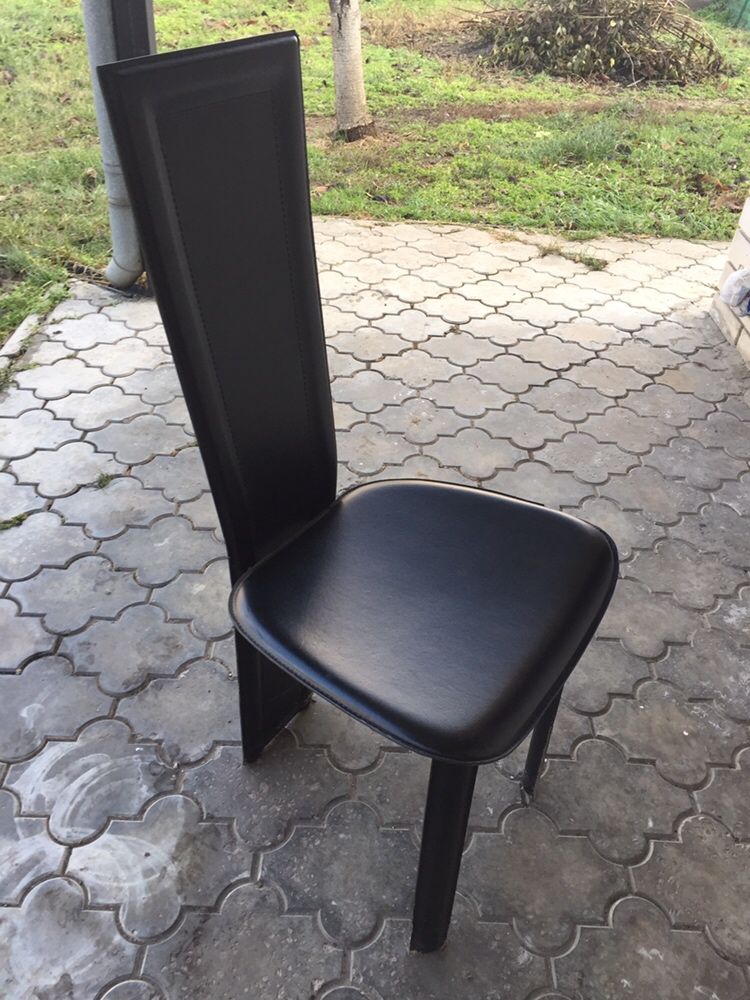 Продам итальянские дизайнерские стулья, 6 штук